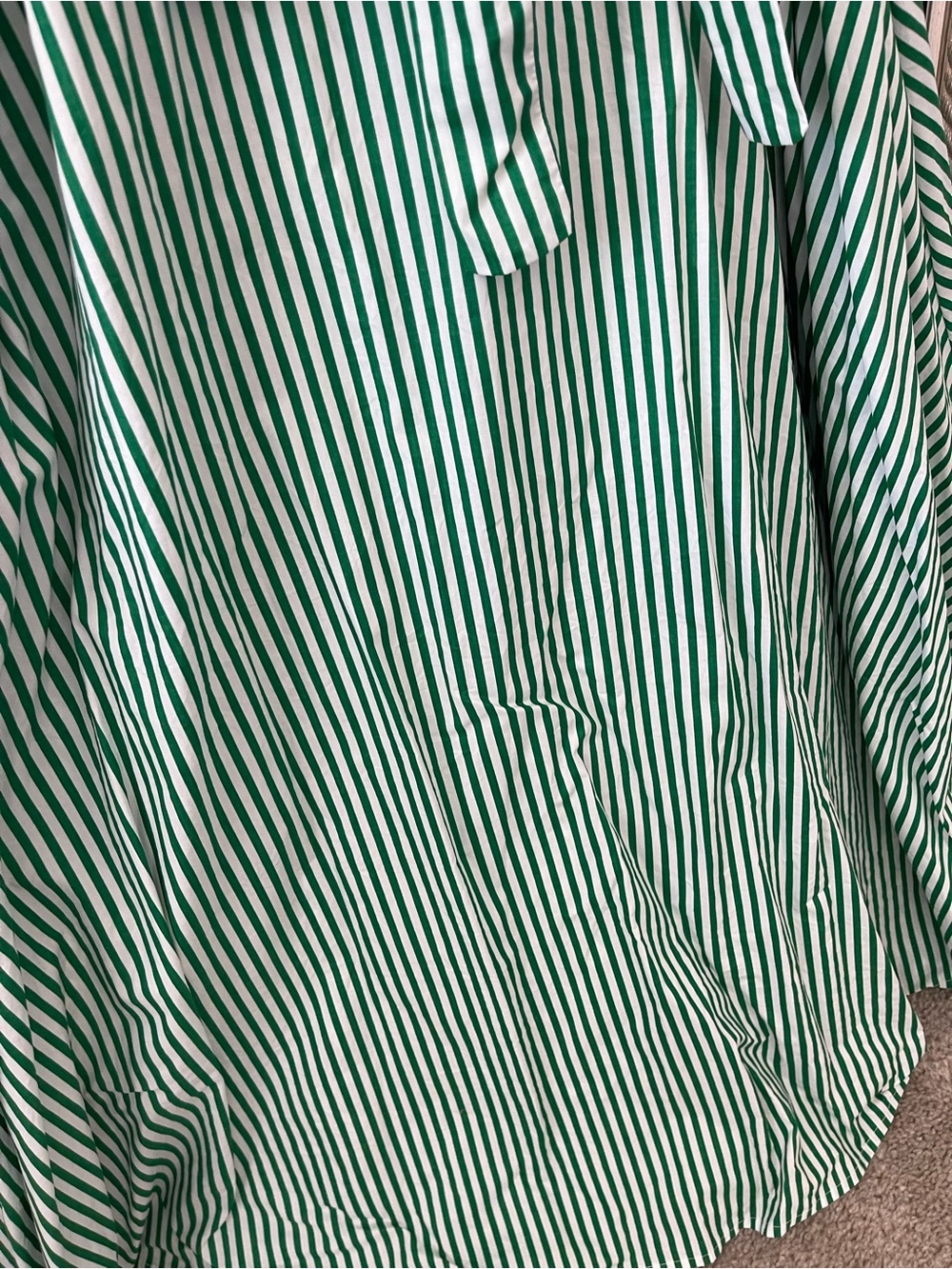 VICI Dress - Picture 5 of 8